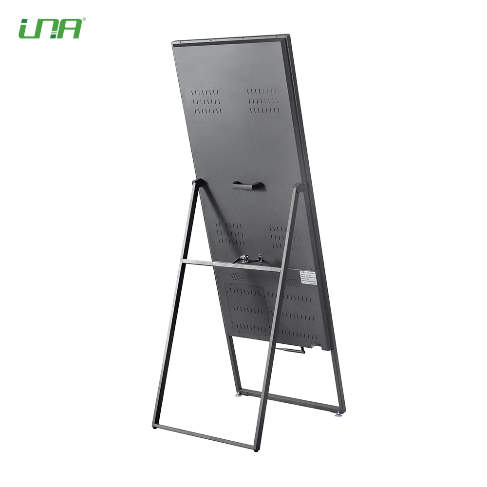 Indoor Station Booth Advertising LED Digital Display Screen