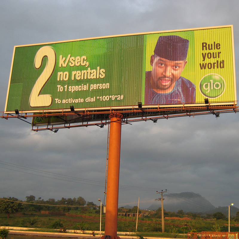 Pillar Double-side Fabric Aluminium Frame Tri-walking Vision Billboard