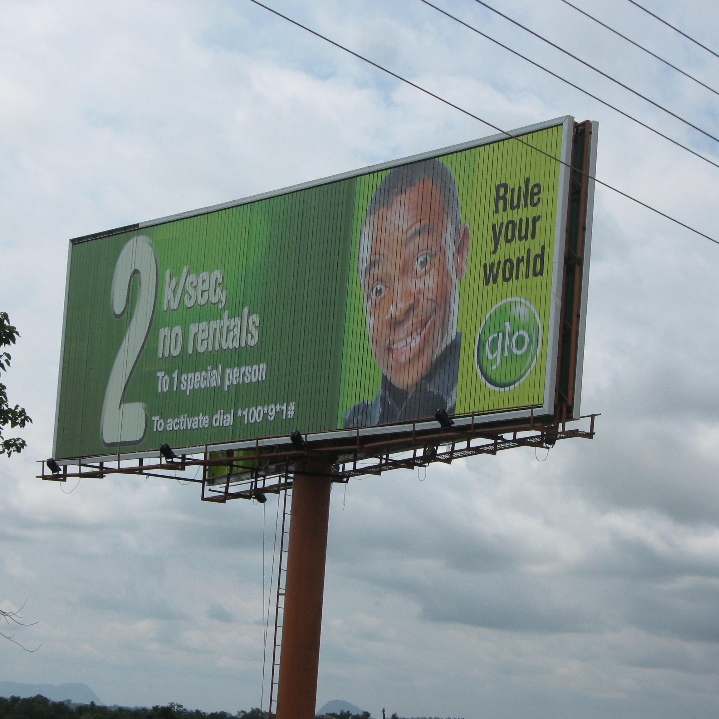 Outdoor Unipole Ads Aluminium 3-Sided Rotating Trivision Billboard